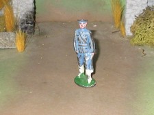 ORIGINAL EARLY BARCLAY LEAD TOY SOLDIER OFFICER-1930