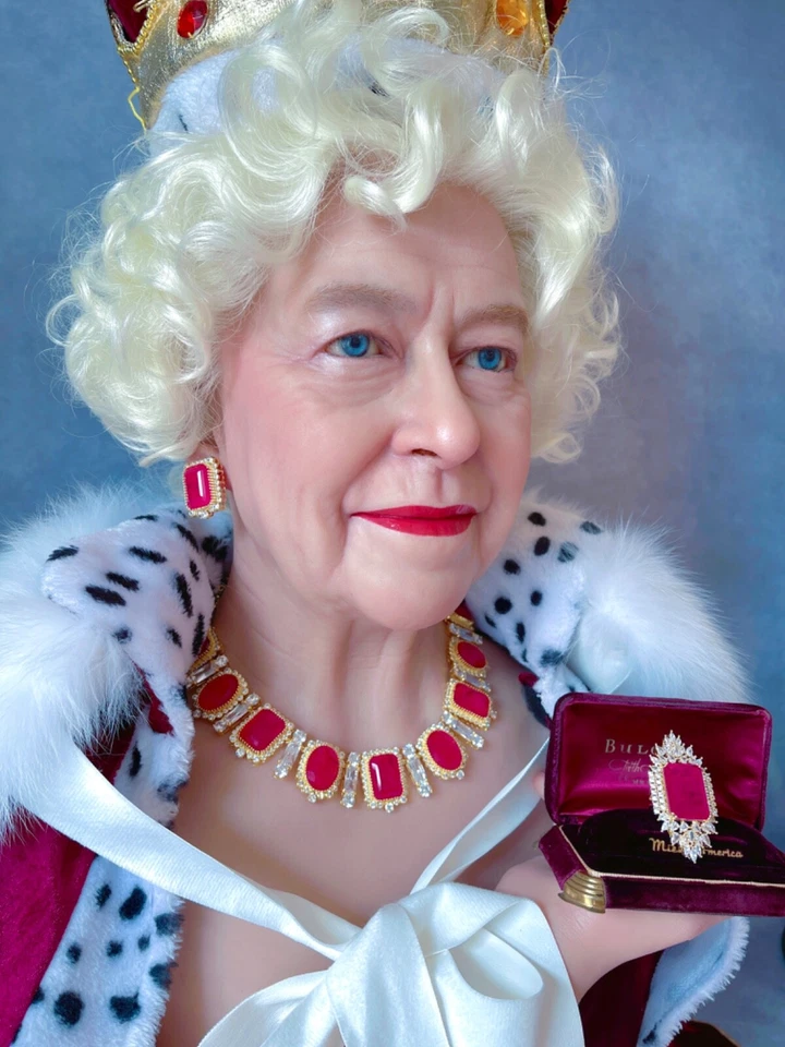 Royalty, Queen Inspired, Luxury Madagascar Fuchsia Pink Ruby Full Jewelry Set - Image 3 of 4