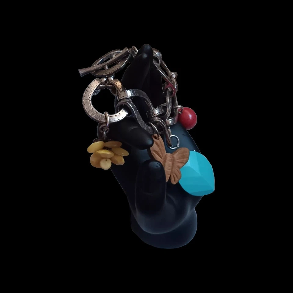 Lucky Brand Signed Silver Tone Horseshoe Shape Links Wood Acrylic Charm Bracelet - Image 3 of 4