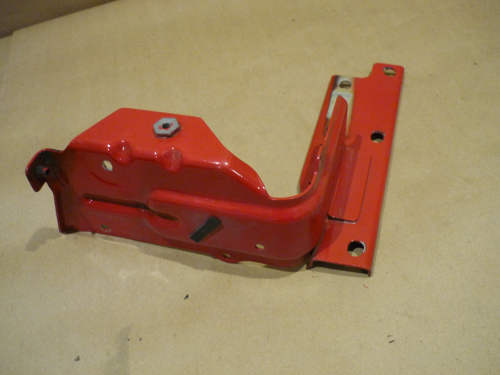 Ferrari California - LH Front Head Light Fixing Bracket  - P/N 82858700