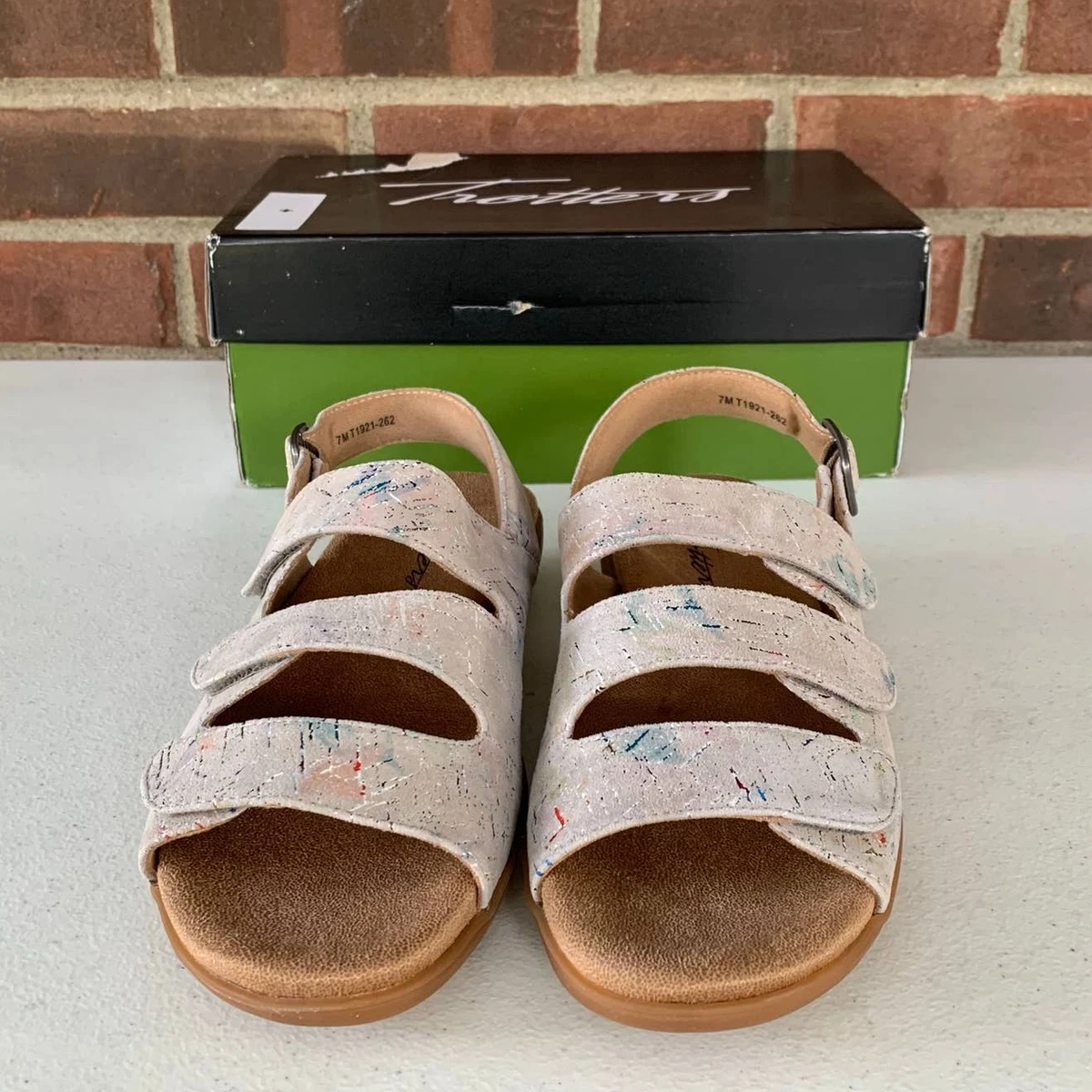 Trotters vine sandal sales