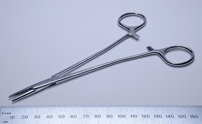 Integra Jarit #120-200 Sarot Needle Holder 7¼'' Stainless Steel Surgical