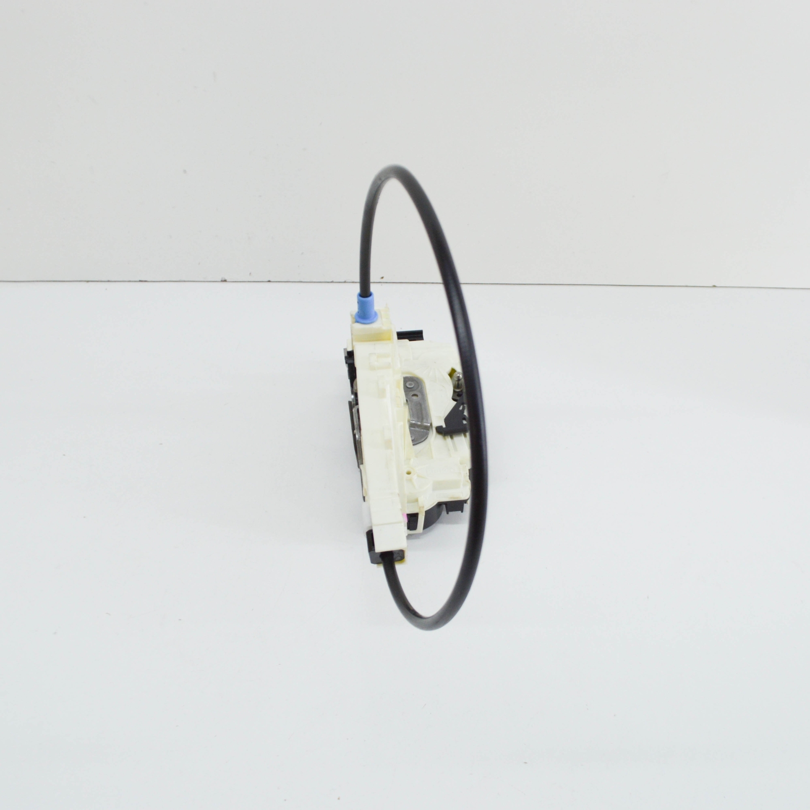 MERCEDES-BENZ SPRINTER 906 Front Left Door Lock LHD A9067202135