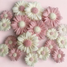 Edible Fondant Daisies • Pink White Sugar Flowers• Cake Toppers • Cupcake Decor•