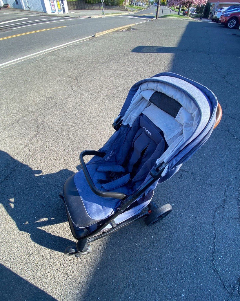 uppababy.com UPPAbaby Minu Duo Stroller - Jake (Charcoal | Carbon Frame Gold Series Reels Vintage Bell Helmets Flat Variant:M making it easy to