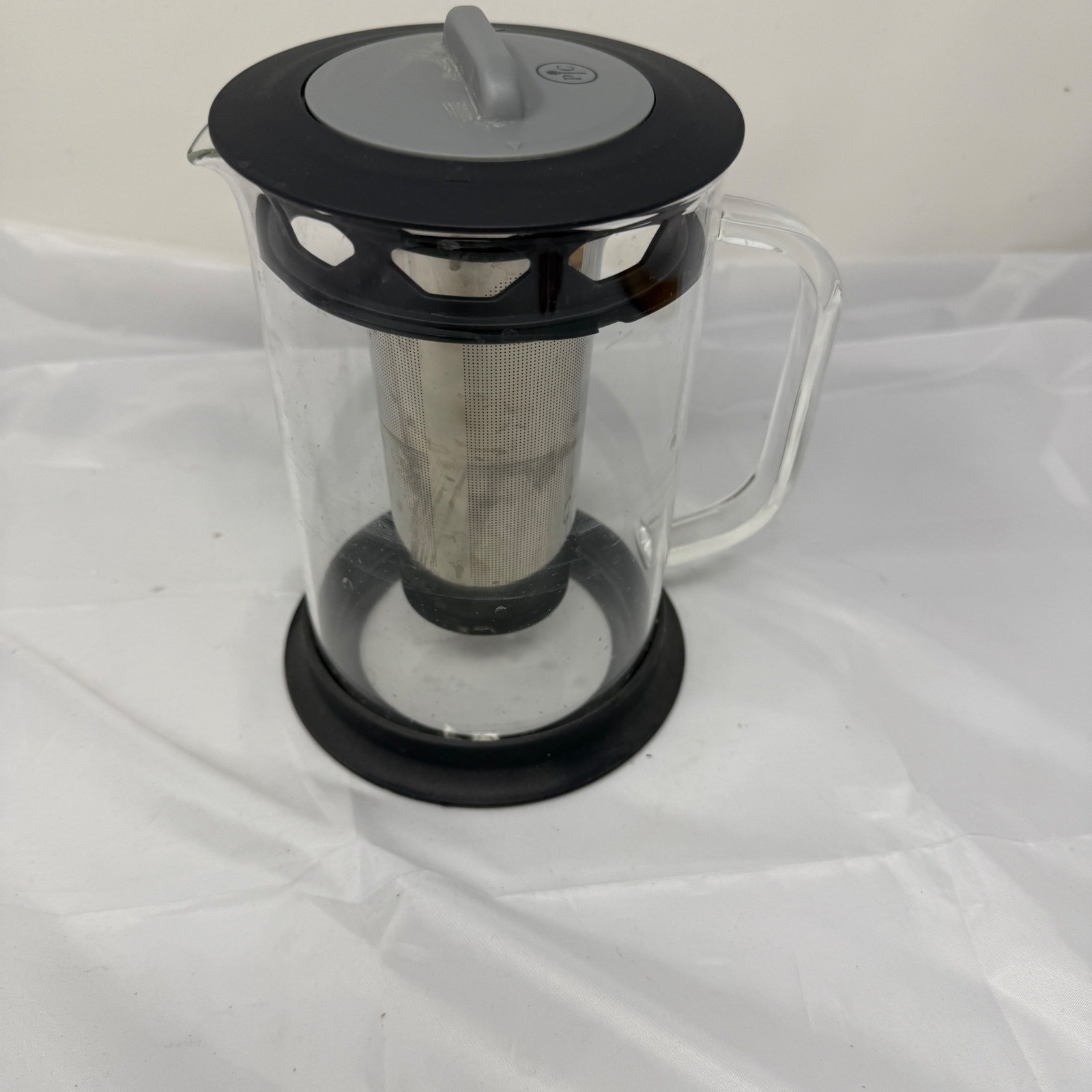 Pampered Chef Cold Brew Pitcher Glass 40 oz Stainless Steel Filter