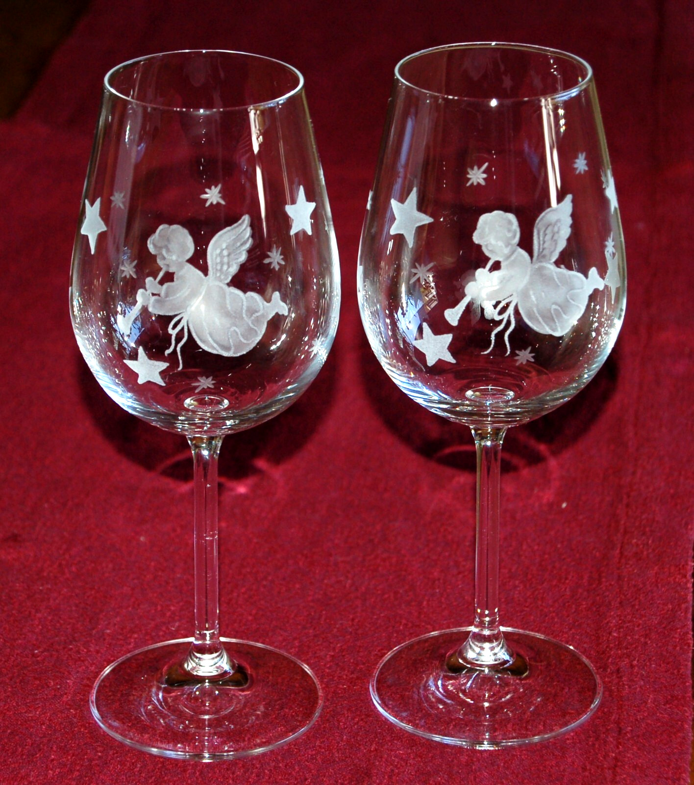 2 schöne Weingläser mit Engel Weihnachten Tischdekoration Glas