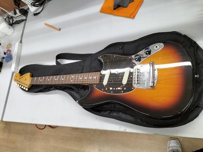 FENDER JAPAN / TRADITIONAL 60'S MUSTANG Electric Guitar | eBay