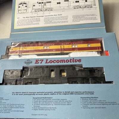 Proto 2000 Series, E7 Locomotive, NO. 21079 HO Florida East Coast