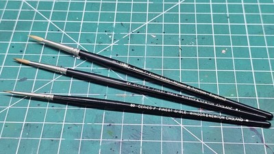 Winsor & Newton Series 7 Kolinsky Sable Artist Brush Lot Of 3 Sizes 00, 2, 3