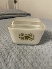 1 Vintage Pyrex Spring Blossom Green 501B Refrigerator Dish 1.5 Cup W/Lid