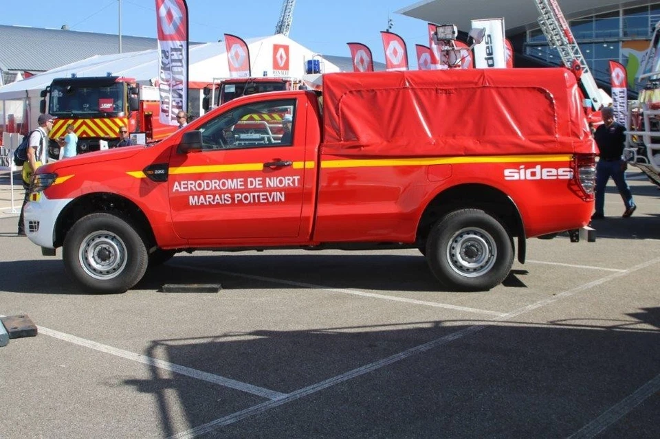 ALARME, FORD RANGER vigile del fuoco SIDES VIP Pick-up coperto a 2 porte Aéro... - Immagine 2 di 4