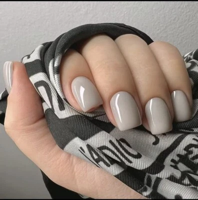 Kunstnägel selbstklebend Mit Kleber Pads - Bild 1 von 2