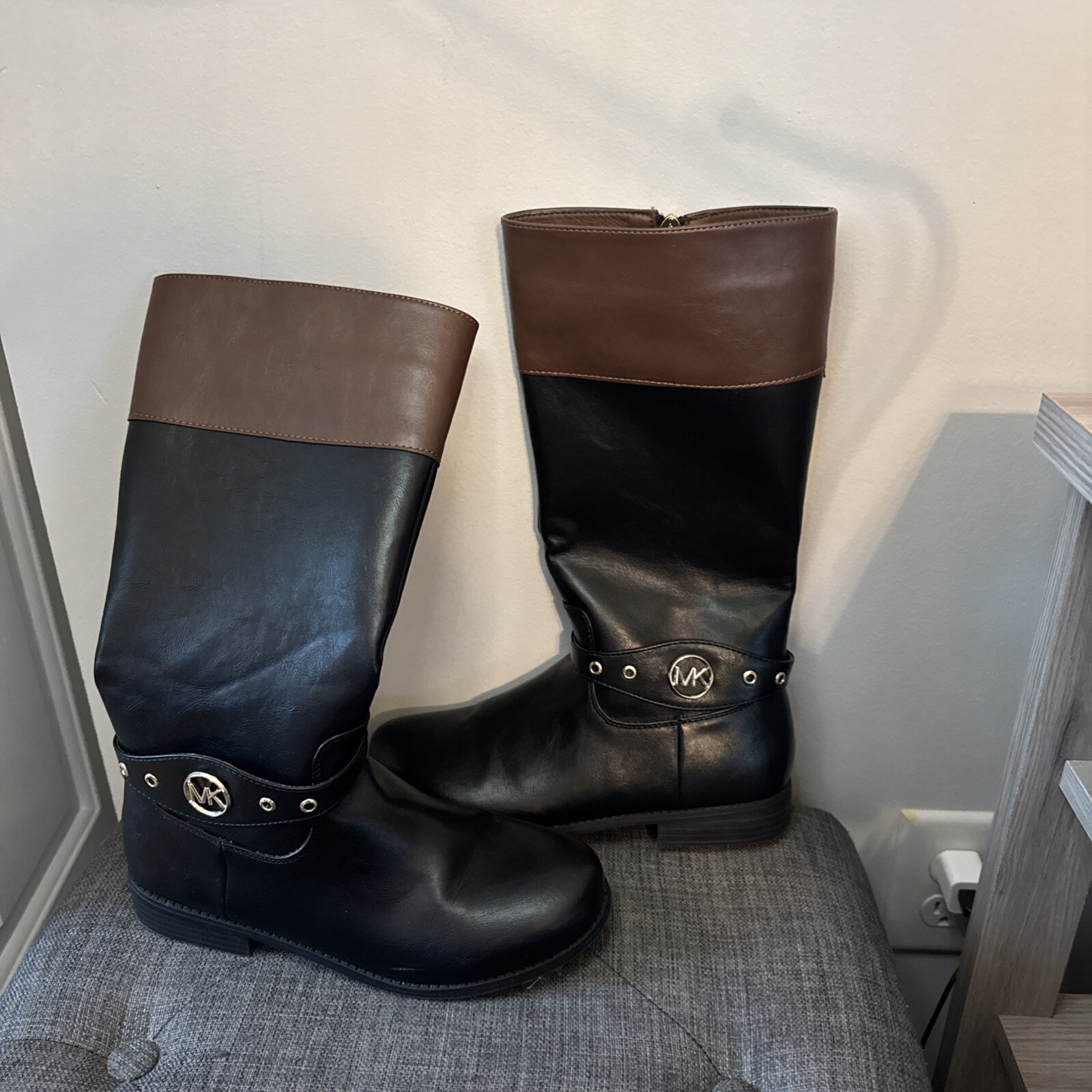 Emma Derby Riding Boot /MICHAEL KORS/