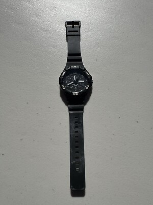 Casio MRW-210H Watch Men Resin Black Dial Day Date 51mm Round New Battery