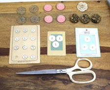 Vintage 8" Scissors Clauss Made in USA + Lot of Vintage Buttons Lovely
