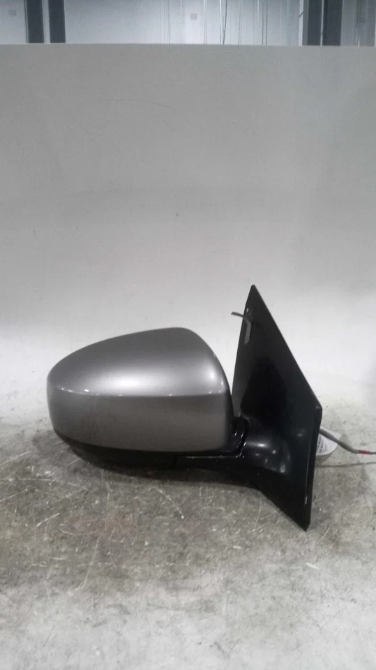 Espejo retrovisor derecho usado se adapta a: Nissan Murano Power 2010 sin calefacción grado B derecho Foto 2 de 3