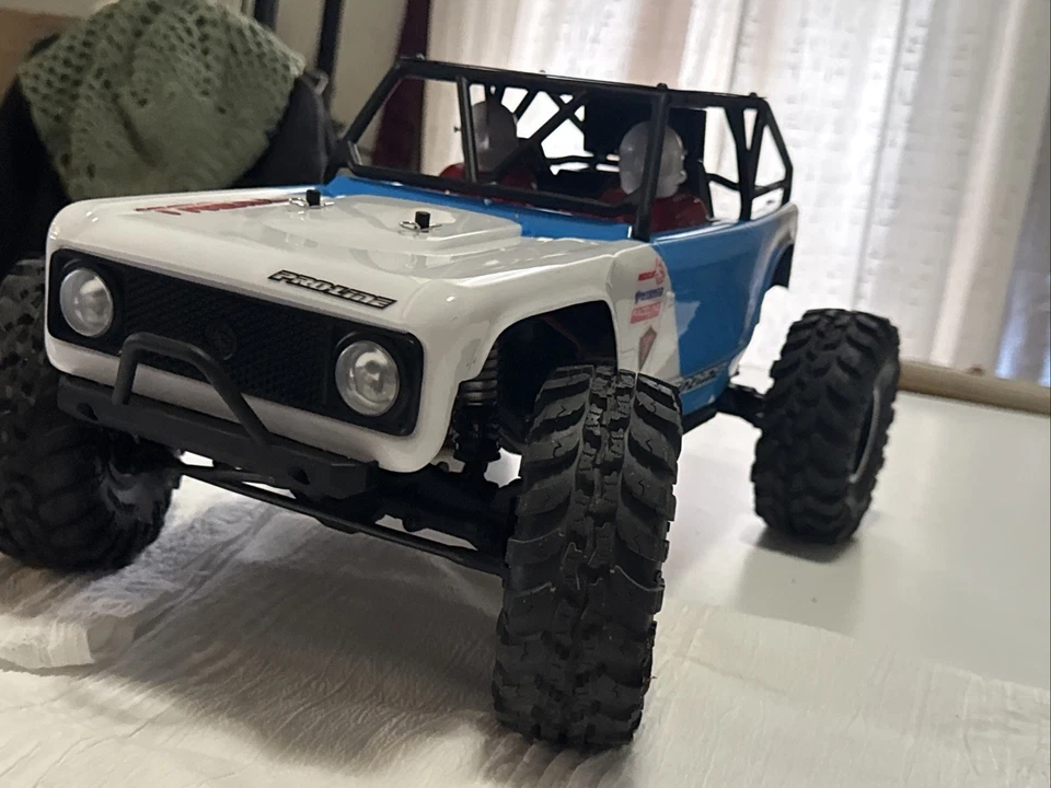 Custom Redcat Wendigo 1/8 Rc Rock Racer Crawler Roller - Image 4 of 4
