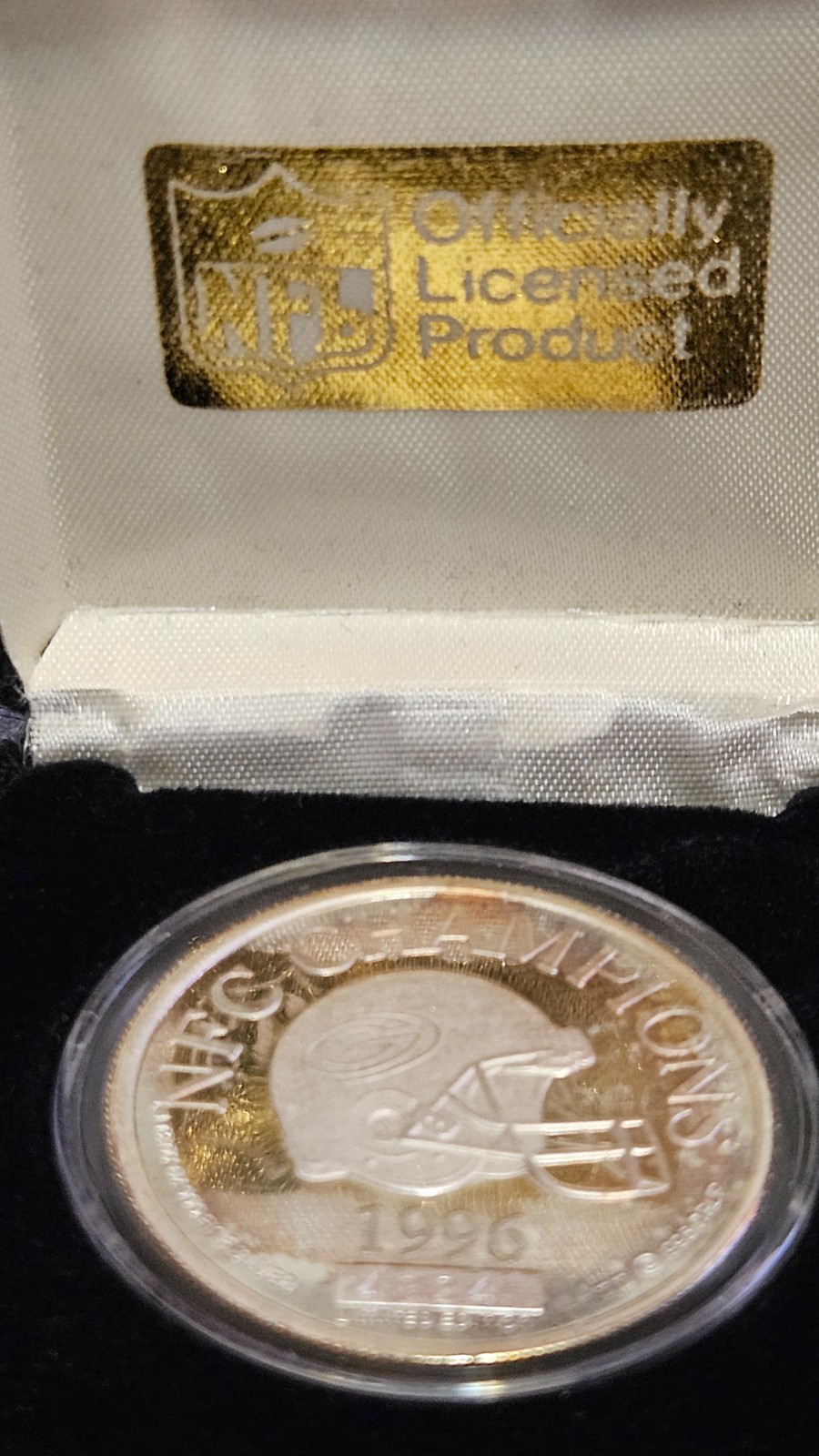 1996 OFFICIAL NFL GREEN BAY PACKER SILVER ROUND  .999 FINE LIMITED EDITION