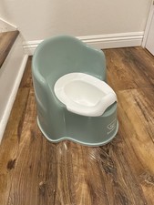 Baby Bjorn Potty Seat Green High back Travel Splash Guard Used