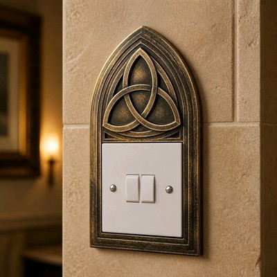 Gotisches Domfenster Design Lichtschalter Surround UK Version V1