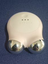 NuFace Mini : Small facial toning device
