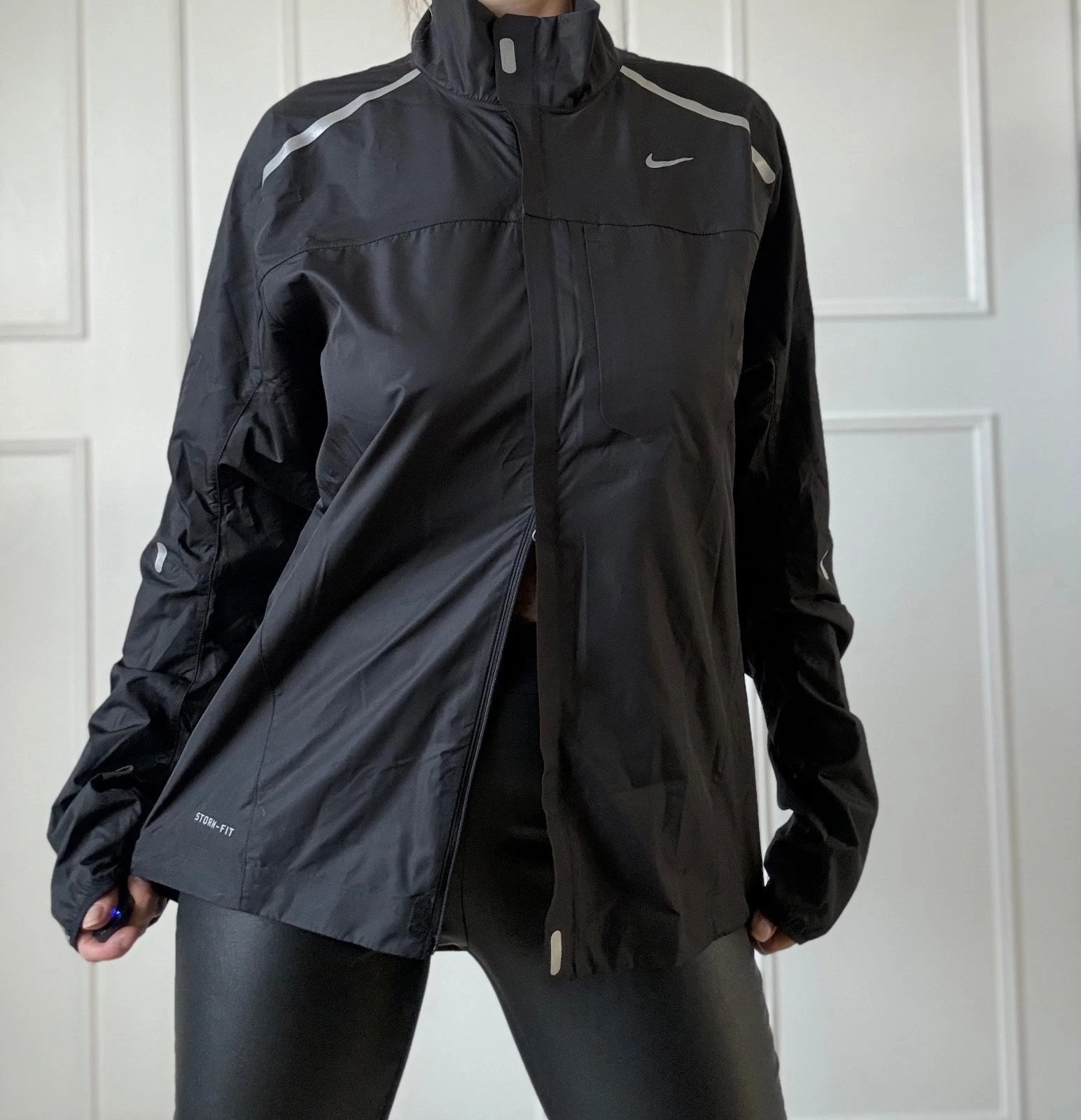 NIKE Black Storm fit Windbreaker Waterproof running 2 way zip Jacket size M