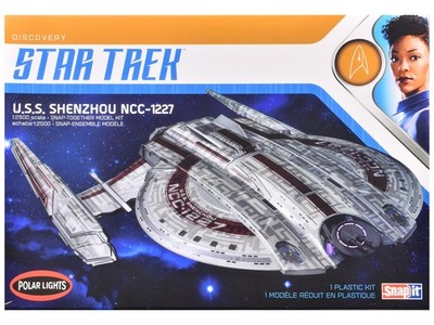 Polar Lights POL967M Skill 2 Snap Model Kit U.S.S. Shenzhou NCC-1227