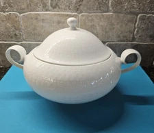 Rosenthal Romance Covered Vegetable Bowl - Beautiful