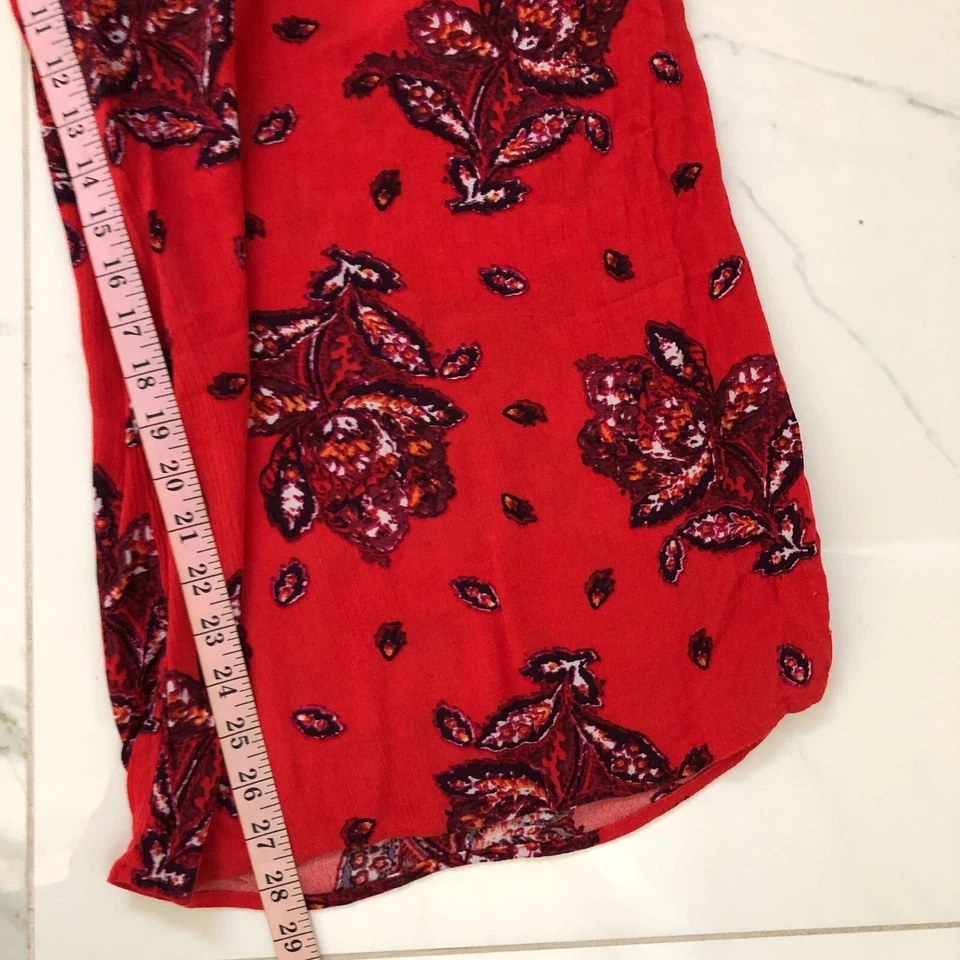 Free People 女式红色花卉连身裤 4 码露肩宽腿 — 第 4/4 张图片