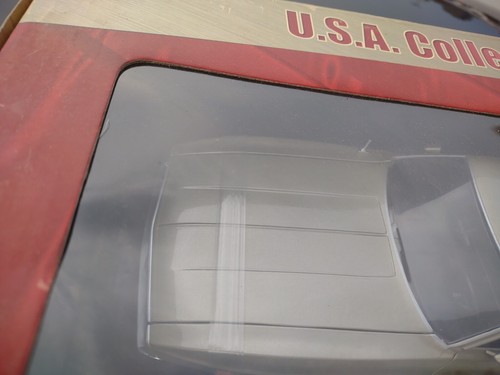 Sunstar 1971 Ford Mustang Sportsroof Diecast car 1:18 scale diecast model car  - Picture 8 of 12