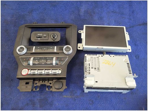 2015 Ford Mustang Sync Receiver Sync FR3T-14F239-CE Info Screen Face Plate 2864