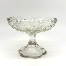 Vtg Clear Pressed Glass Compote Candy Dish With Pedestal Base & Scalloped Rim