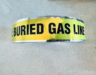 Swanson 2  X 1000  Detectable Tape  Buried Gas Line Below  yellow with Black pri
