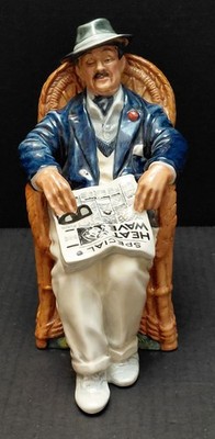 Royal Doulton Taking Things Easy HN2677 - Retired 1987