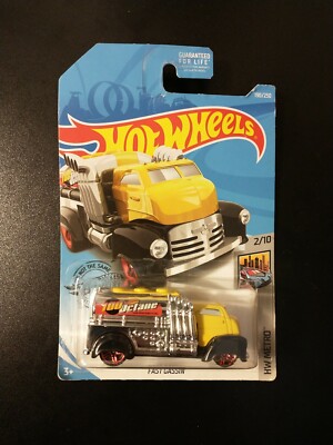 2019 HOT WHEELS ''HW METRO'' #190 FAST GASSIN