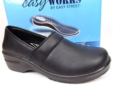 Easy Works Women's Lyndee Health Care Professional Clogs Shoe Size 11.0 M, Black