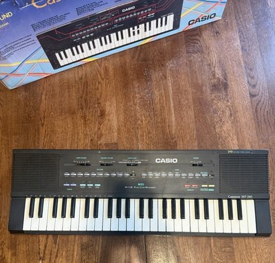 Vintage Casio Tone MT-240 Keyboard Midi Synthesizer 210 Sound Tone