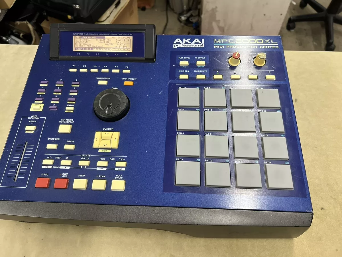 Akai MPC2000XL Midi Studio Production Center - Limited RARE Blue Color  Sampler!