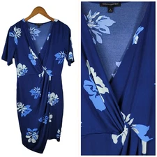Banana Republic size Small Wrap Knot Front Party Dress Classic Blue Floral