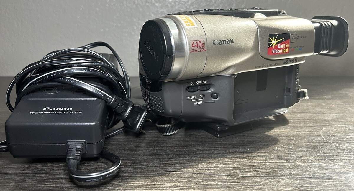 PLEASE READ* Canon ES190 8mm Video Camcorder 440X Digital Zoom w