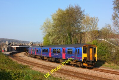 Photo 12x8 Weston Super Mare Weston-super-Mare Passenger Train leaving Wes c2010