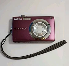 Nikon COOLPIX  S3000 12.0MP Digital Camera Plum Purple FOR PARTS LENS ERROR