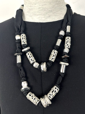Kenneth Cole New York Silver-Tone Black Limelight Pave Ribbon Necklace NWT $85
