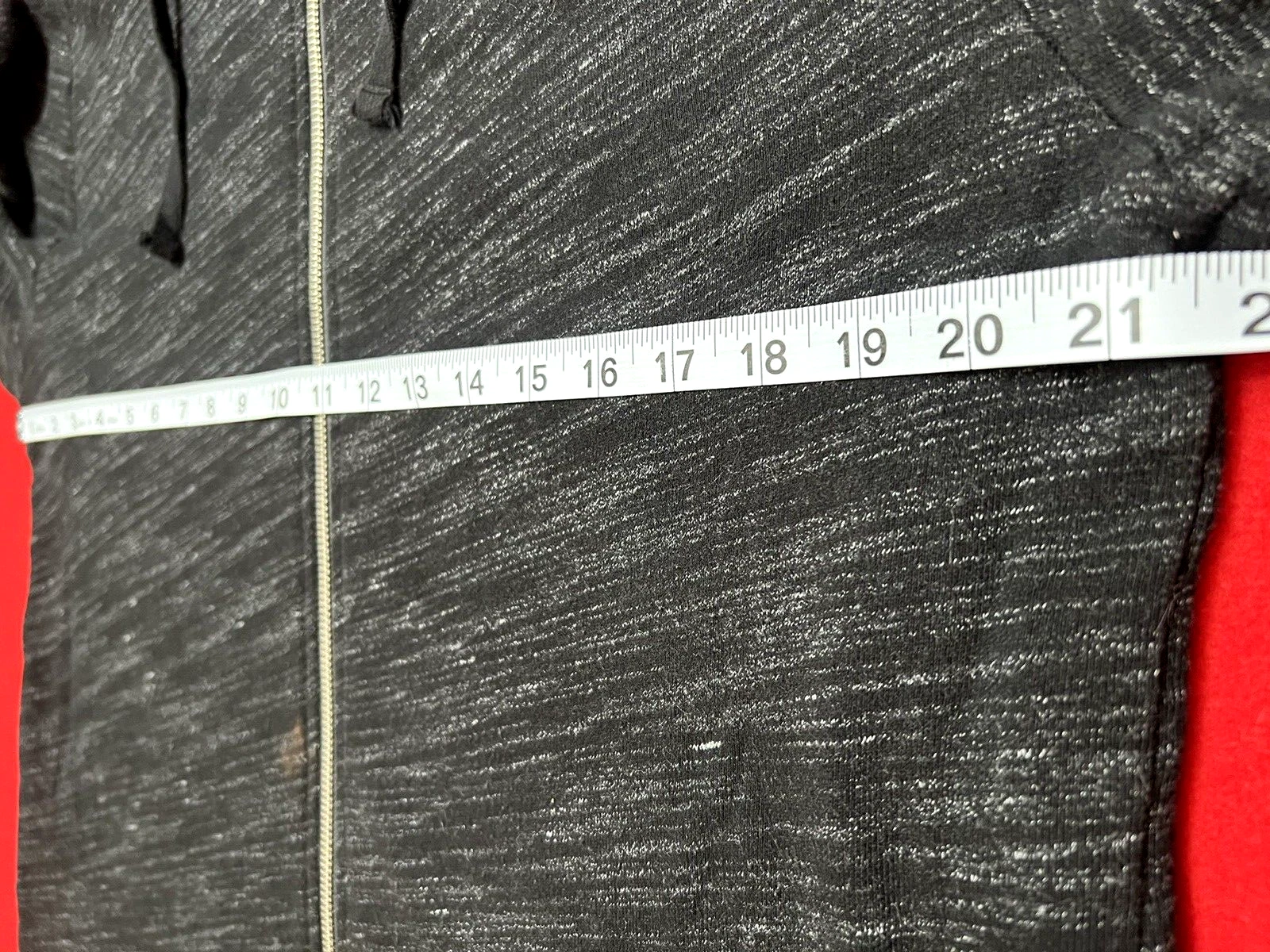 UNDERCOVER Felpa donna Victoria's Secret ROSA full zip nera con cappuccio taglia media 170 96A spacchi laterali