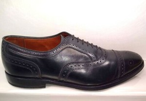 sapato oxford no brooks