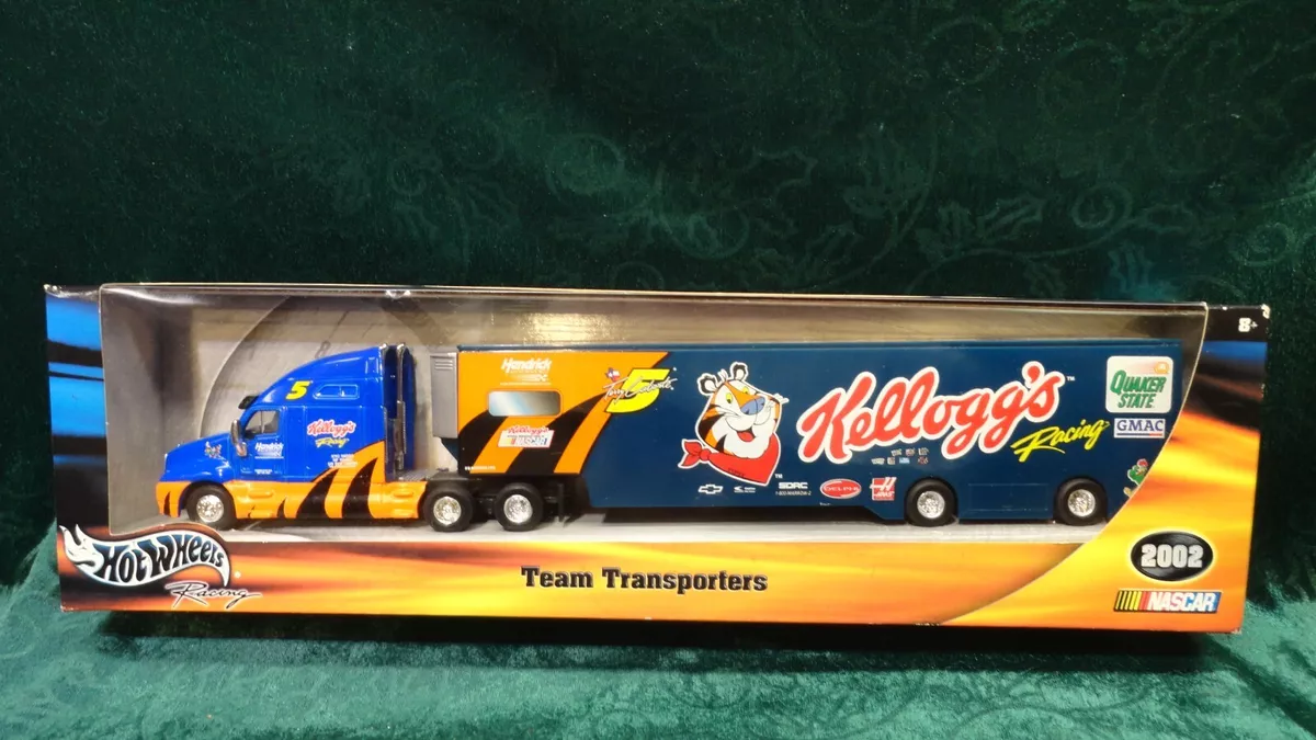 Hot wheels nascar truck 2025