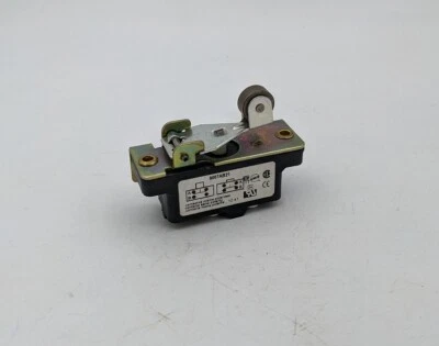 Square D Sprungschalter 9007AB21 Endschalter Positionsschalter Rollenschalter - Bild 1 von 4
