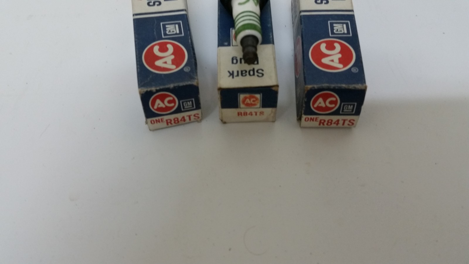 R84TS AC Delco Spark Plug | eBay