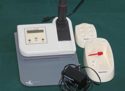 Abbott NycoCard Reader II HbAlc D-Dimer CRP Urine Albumin Analyzer Reflektometer
